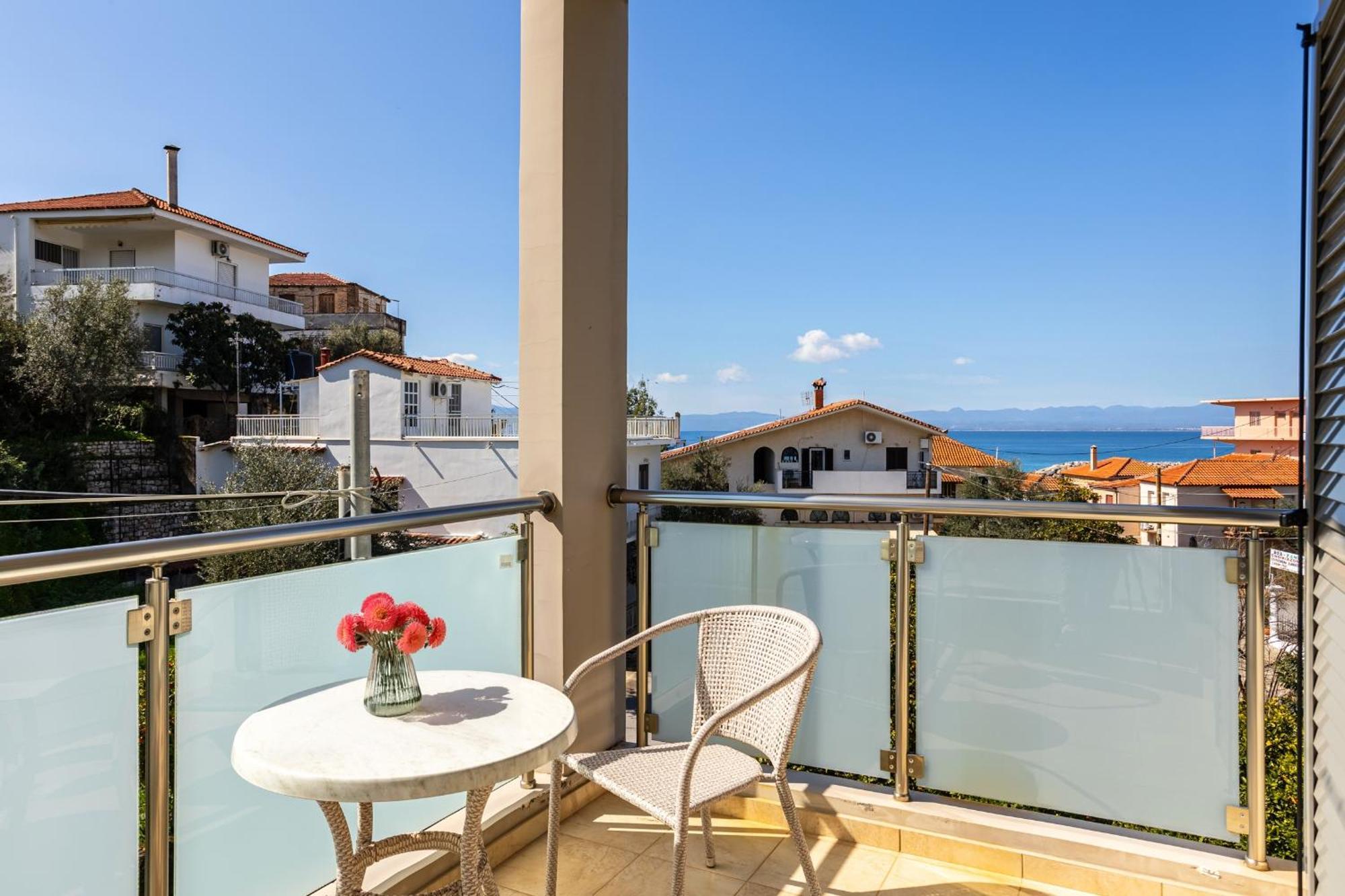 Avia Blue Maisonettes - Messinia Gulf Retreat Exterior photo